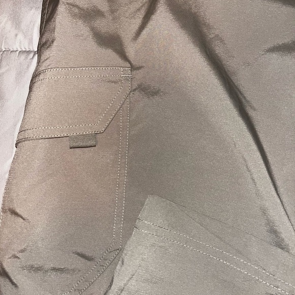 Columbia Men's Khaki Cargo Pants Omni-Shade Outdoors 38/32 never worn! - Picture 5 of 6